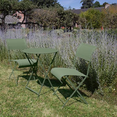 Folding Fermob garden setting for two in Cactus colour