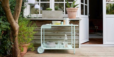 Luxembourg outdoor bar cart in Ice Mint