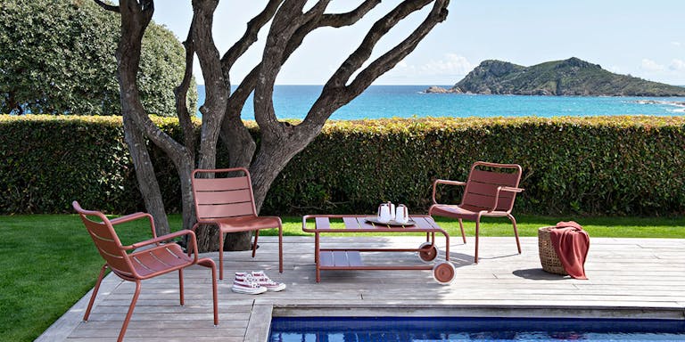 Luxembourg Lounge Outdoor Collection by the Pool