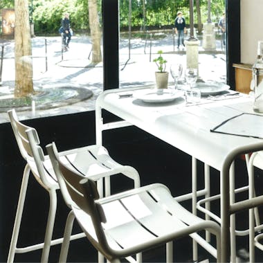 Aluminium white high bar furniture from Fermob