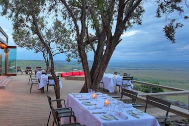 Outdoor dining at Angama Mara