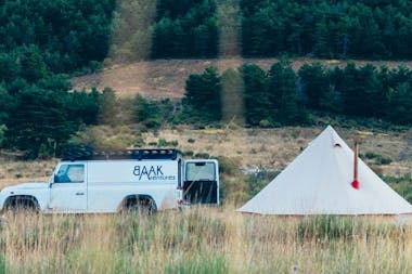 BAAK adventures - landrover and tent