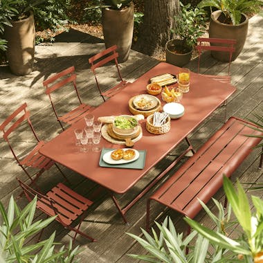 Fermob Caractere outdoor dining table with Luxembourg bench and Bistro chairs